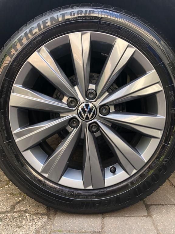 Weiß Gebraucht 2021 VW Polo Beats Limousine | 13.999 € (Guter Preis) - Bild 1/4