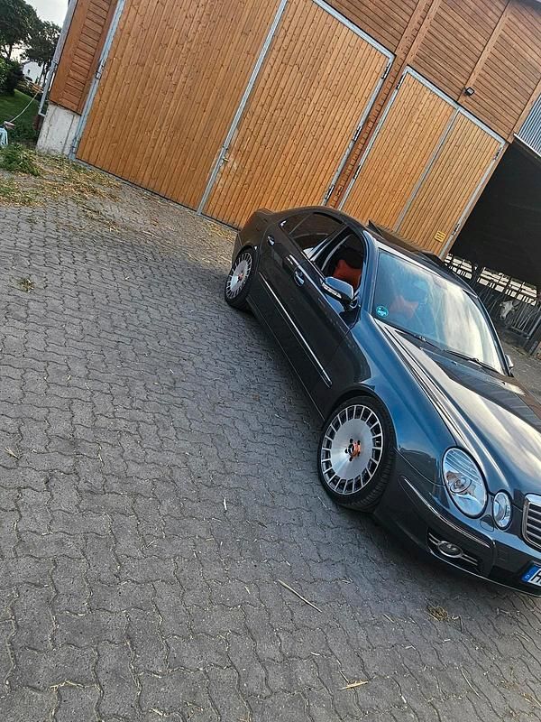 Gebraucht 2009 Mercedes E280 Limousine | 7.499 € (Fairer Preis) - Bild 1/4