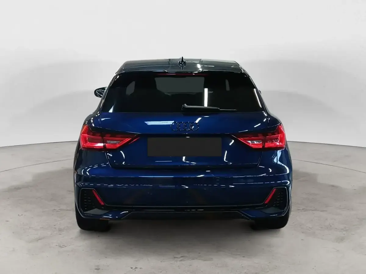 Gebraucht Audi A1 Black Edition 116 PS (85 kW) 2025 Bleu navarre SUV
