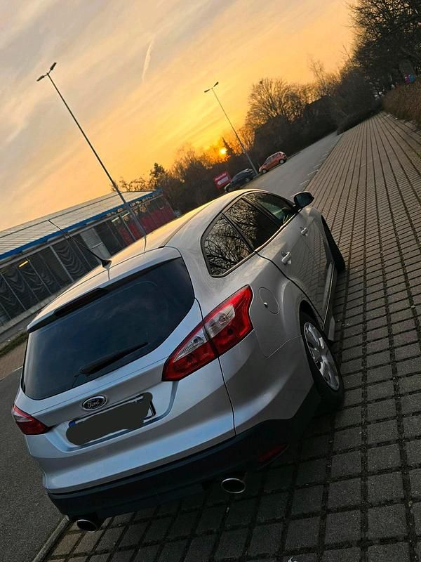 Gebraucht Ford Focus 160 PS (117 kW) 2013 Silber Kombi