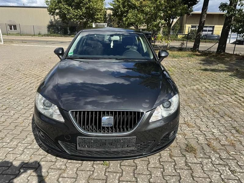 Usata Seat Exeo 200 CV (147 kW) 2010 Grigio Berlina