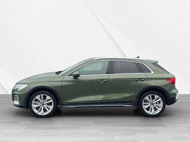 Gebraucht Audi A3 150 PS (110 kW) 2025 Grün Limousine
