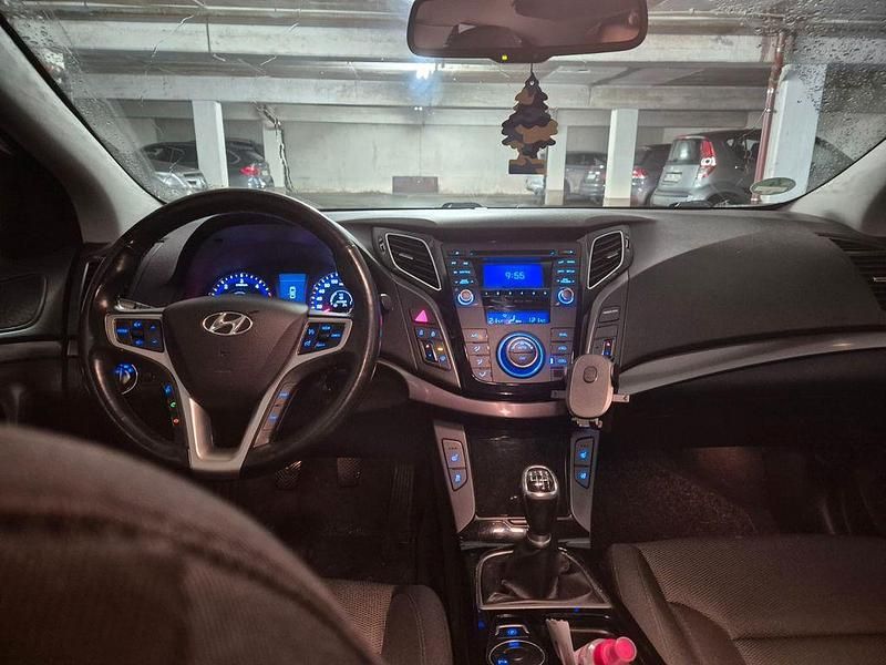 Gebraucht Hyundai i40 Style 136 PS (100 kW) 2014 Weiß Kombi