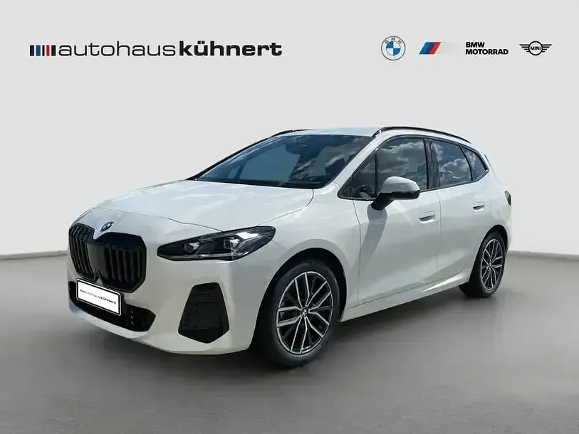 Gebraucht BMW 220 Active Tourer M Sport 156 PS (114 kW) 2025 Weiss Van / Kleinbus