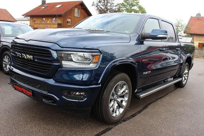 Blau Gebraucht 2022 Dodge Ram Abholung | 71.900 € - Bild 1/4