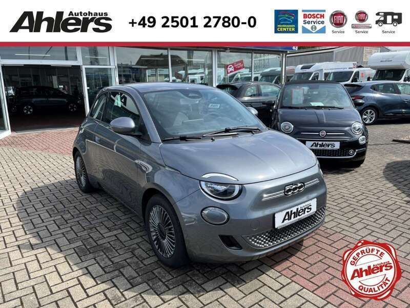 Mineral grau Gebraucht 2022 Fiat 500e Icon Kleinwagen | 23.490 € (Teuer) - Bild 1/4