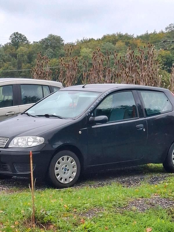 Schwarz Gebraucht 2007 Fiat Punto Classica Kleinwagen | 1.400 € (Fairer Preis) - Bild 1/4