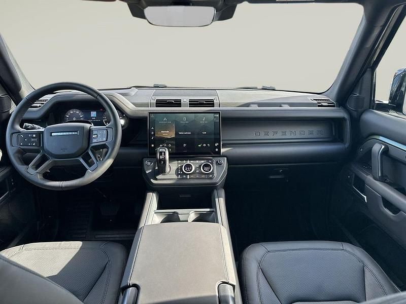 Gebraucht Land Rover Defender HSE Dynamic 349 PS (256 kW) 2026 Gruen SUV