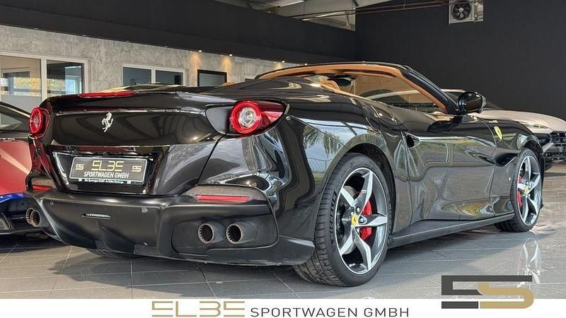 Gebraucht Ferrari Portofino 620 PS (456 kW) 2021 Schwarz Cabrio