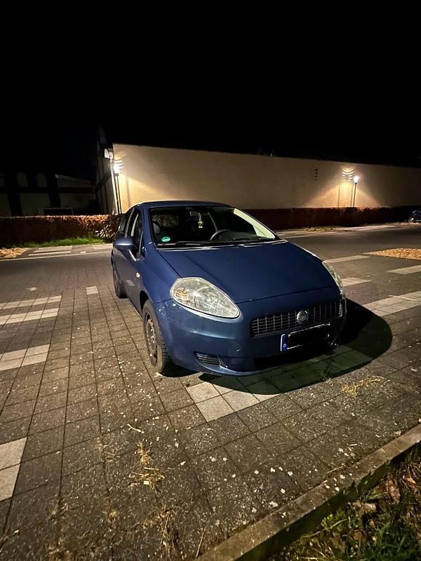 Gebraucht Fiat Punto Active 77 PS (56 kW) 2007 Blau Kleinwagen