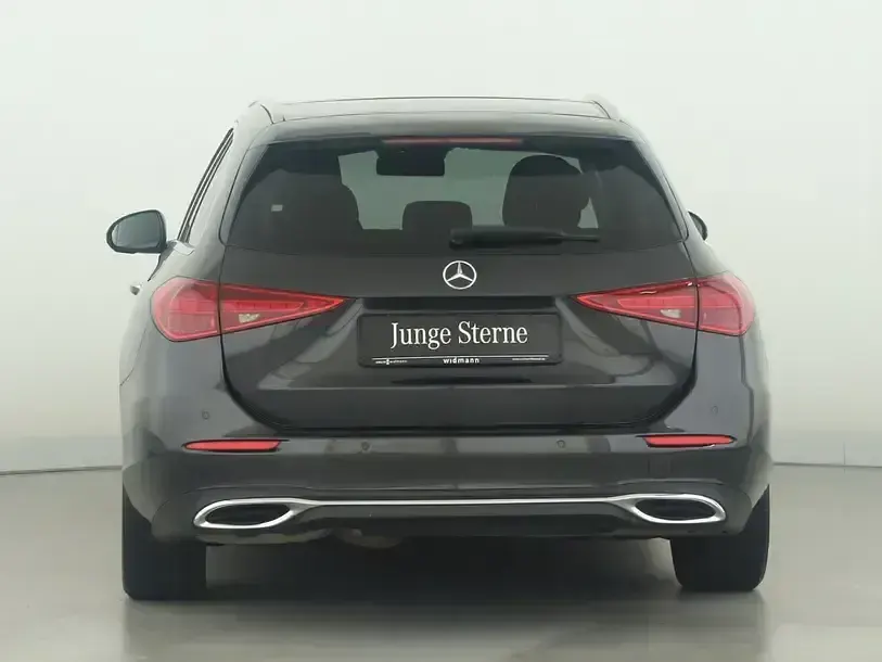 Gebraucht Mercedes C300 Avantgarde 265 PS (194 kW) 2023 Metalliclack graphitgrau Kombi