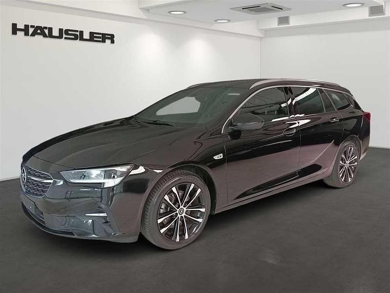 Onyx schwarz (metallic) Gebraucht 2021 Opel Insignia Ultimate Kombi | 23.890 € (Fairer Preis) - Bild 1/4