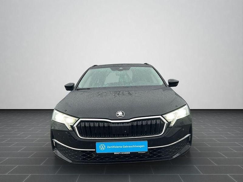 Gebraucht Skoda Octavia Selection 150 PS (110 kW) 2025 Blackmagic perleffekt Kombi