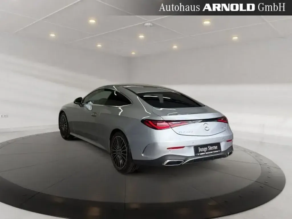 Gebraucht Mercedes 450 381 PS (280 kW) 2024 Hightechsilber (metallic) Coupé