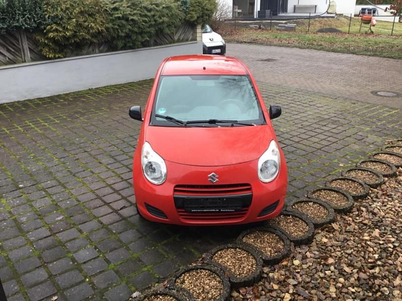 Gebraucht Suzuki Alto 68 PS (50 kW) 2009 Rot Kleinwagen