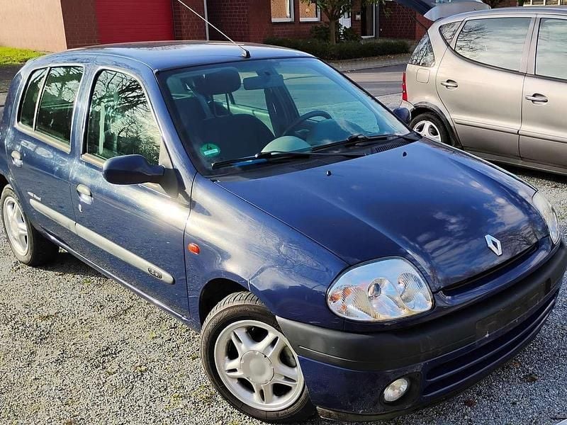 Gebraucht Renault Clio II LIMITED 75 PS (55 kW) 2001 Blau Limousine
