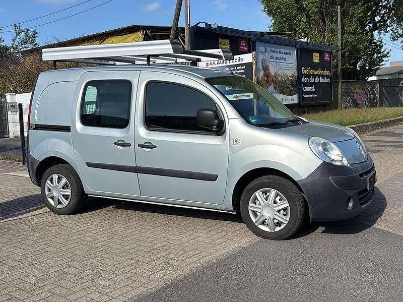 Gebraucht Renault Kangoo Rapid Extra 90 PS (66 kW) 2011 Space grau Van / Kleinbus