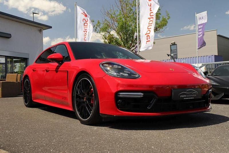 Gebraucht Porsche Panamera GTS Sport Turismo 480 PS (353 kW) 2021 Rot Limousine