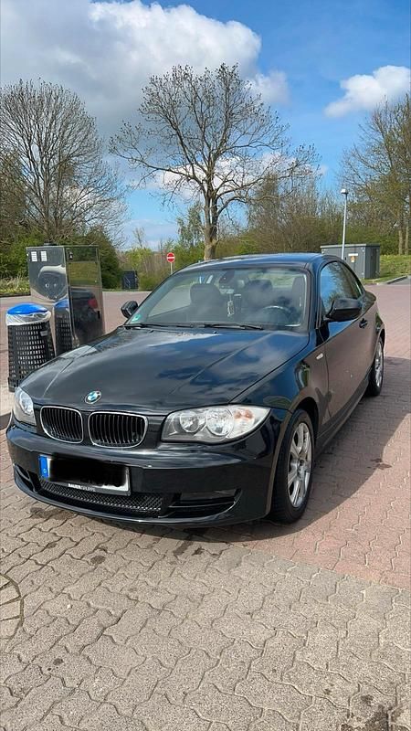 Gebraucht BMW 118 Coupé 143 PS (105 kW) 2010 Schwarz Coupé