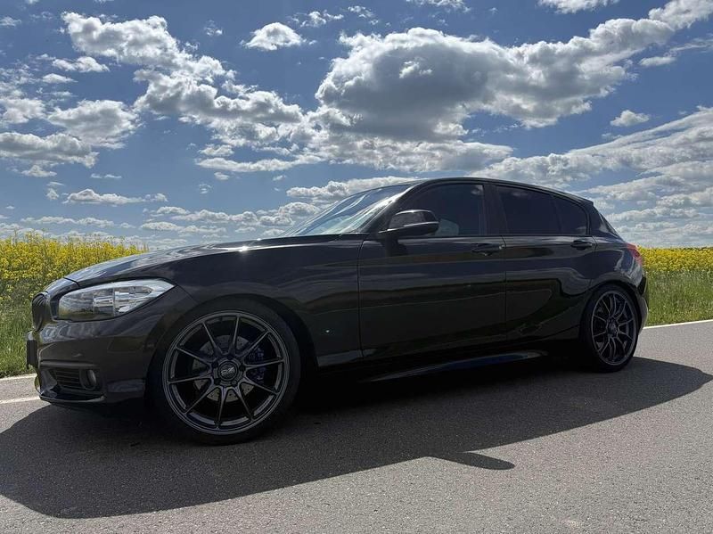Schwarz Gebraucht 2015 BMW 120 Advantage Kleinwagen | 14.000 € - Bild 1/4