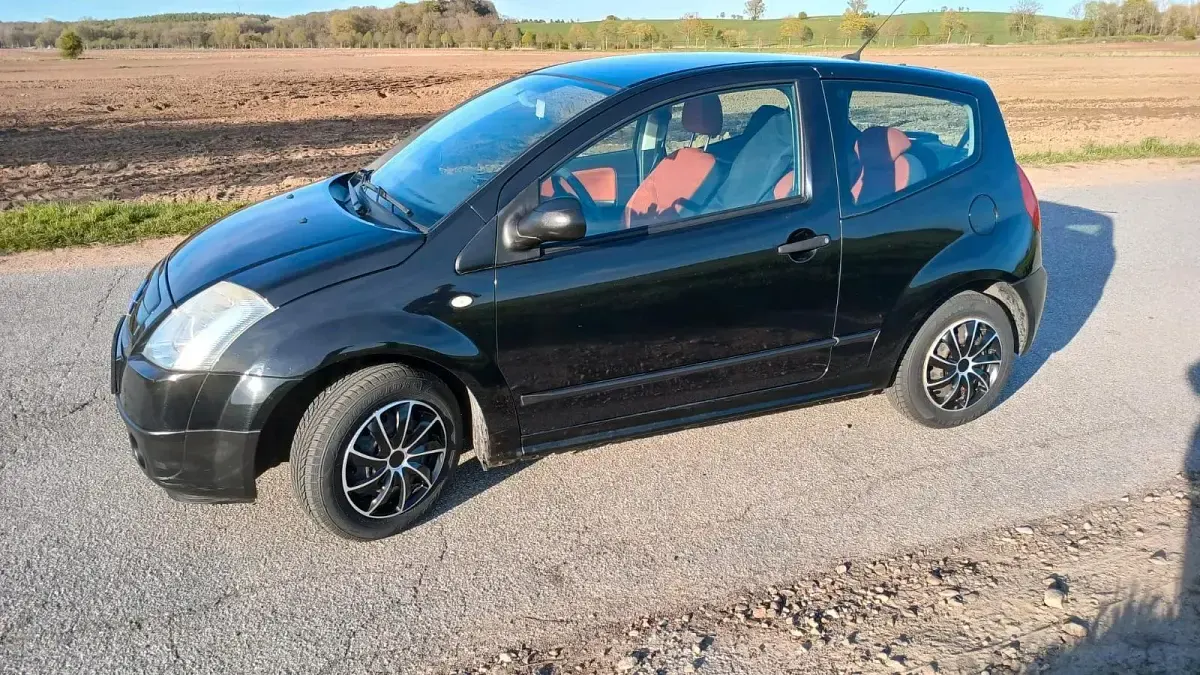 Gebraucht Citroën C2 60 PS (44 kW) 2004 Schwarz Kleinwagen