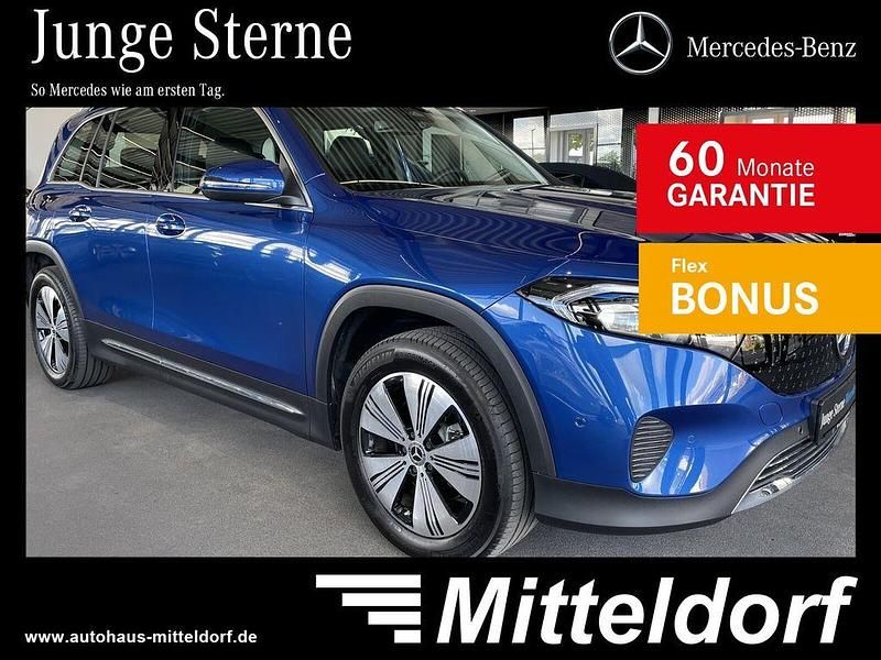 Lack spektralblau Gebraucht 2024 Mercedes EQB300 Advanced SUV | 38.880 € (Fairer Preis) - Bild 1/4