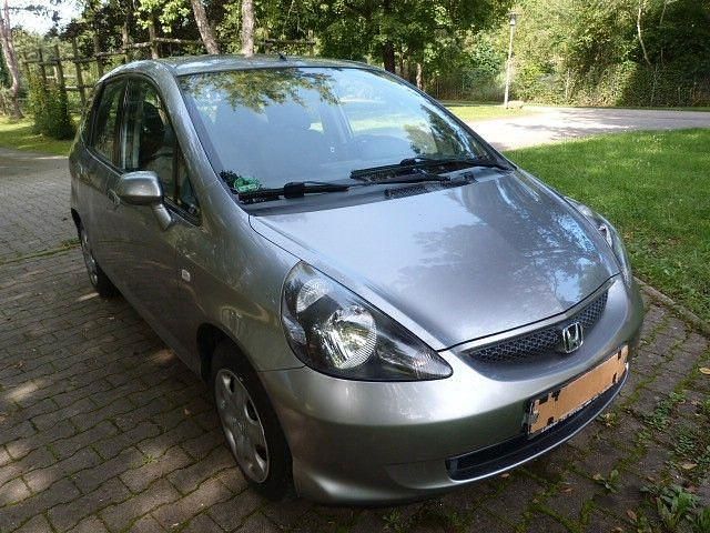 Gebraucht Honda Jazz 77 PS (56 kW) 2006 Grau Kleinwagen