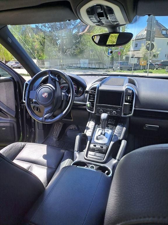 Usata Porsche Cayenne 245 CV (180 kW) 2012 Nero SUV