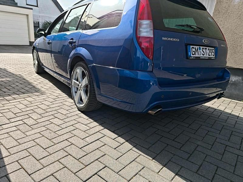 Gebraucht Ford Mondeo ST 226 PS (166 kW) 2003 Blau Kombi