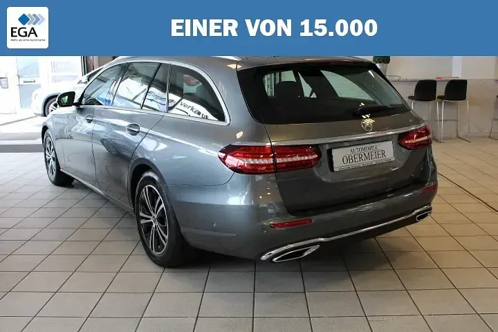 Gebraucht Mercedes E200 Avantgarde 197 PS (144 kW) 2021 Grau metallic