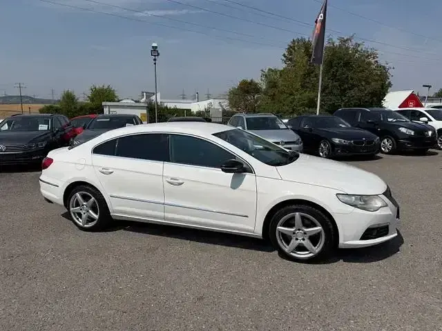 Gebraucht VW Passat Basis 160 PS (117 kW) 2009 Candyweiß Limousine
