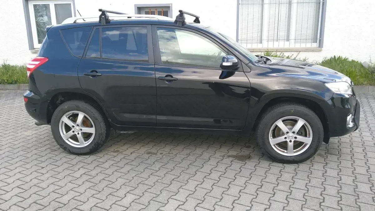 Gebraucht Toyota RAV4 150 PS (110 kW) 2011 Schwarz SUV