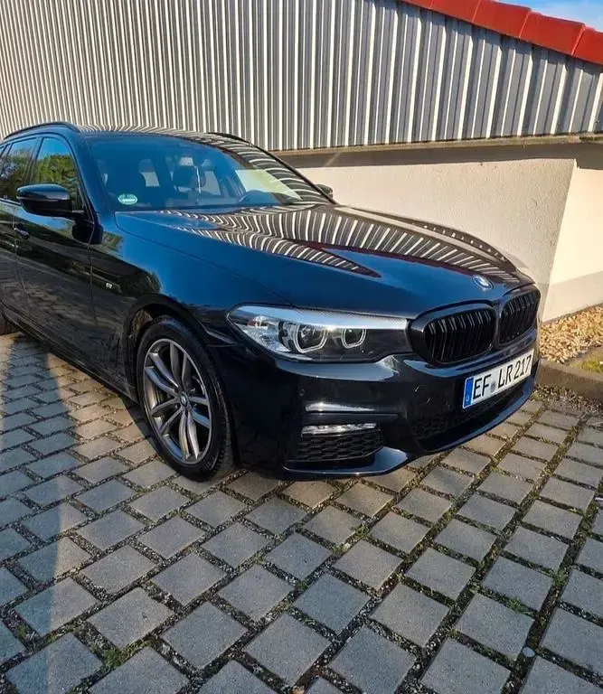 Käytetty BMW 525 Performance 231 HP (169 kW) 2017 Musta Farmari