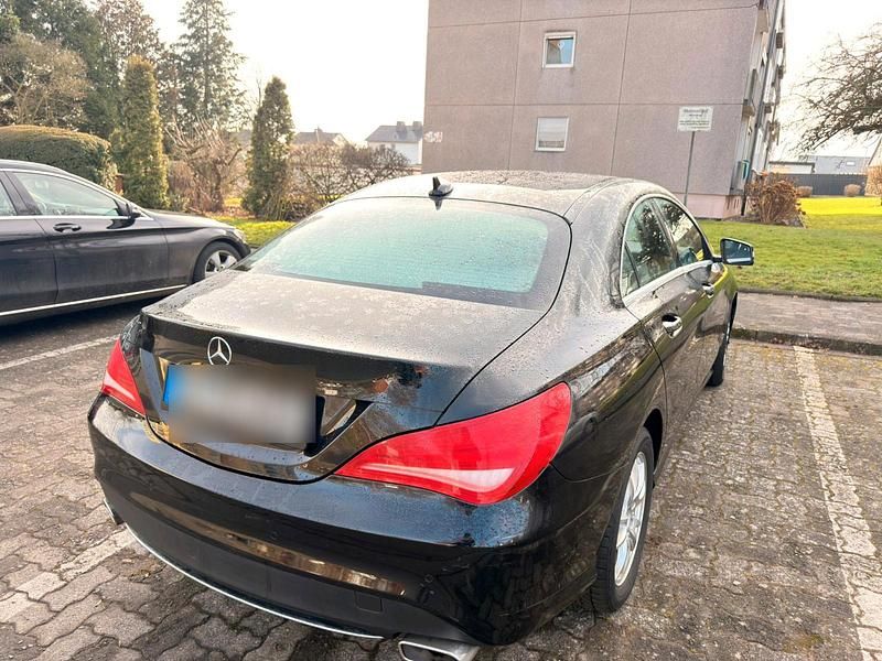 Gebraucht Mercedes CLA180 129 PS (94 kW) 2013 Limousine