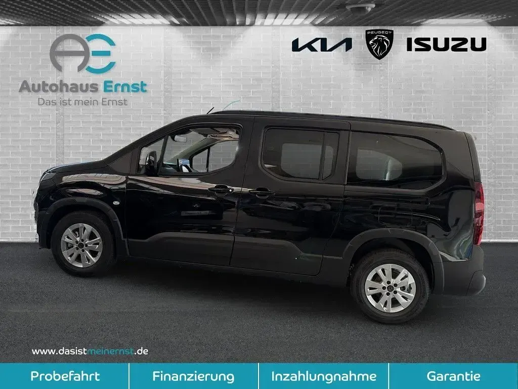 Neu Peugeot Rifter Allure 102 PS (75 kW) 2026 Schwarz Van / Kleinbus
