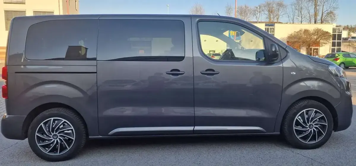 Gebraucht Citroën Spacetourer 144 PS (105 kW) 2022 Grau Van / Kleinbus