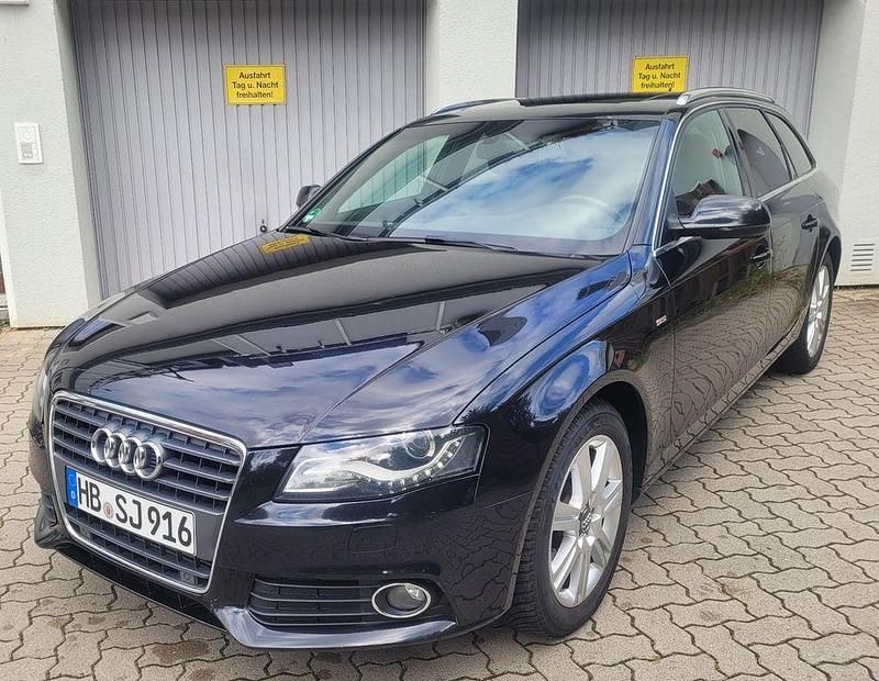 Schwarz Gebraucht 2011 Audi A4 S-Line Kombi | 8.999 € (Fairer Preis) - Bild 1/4