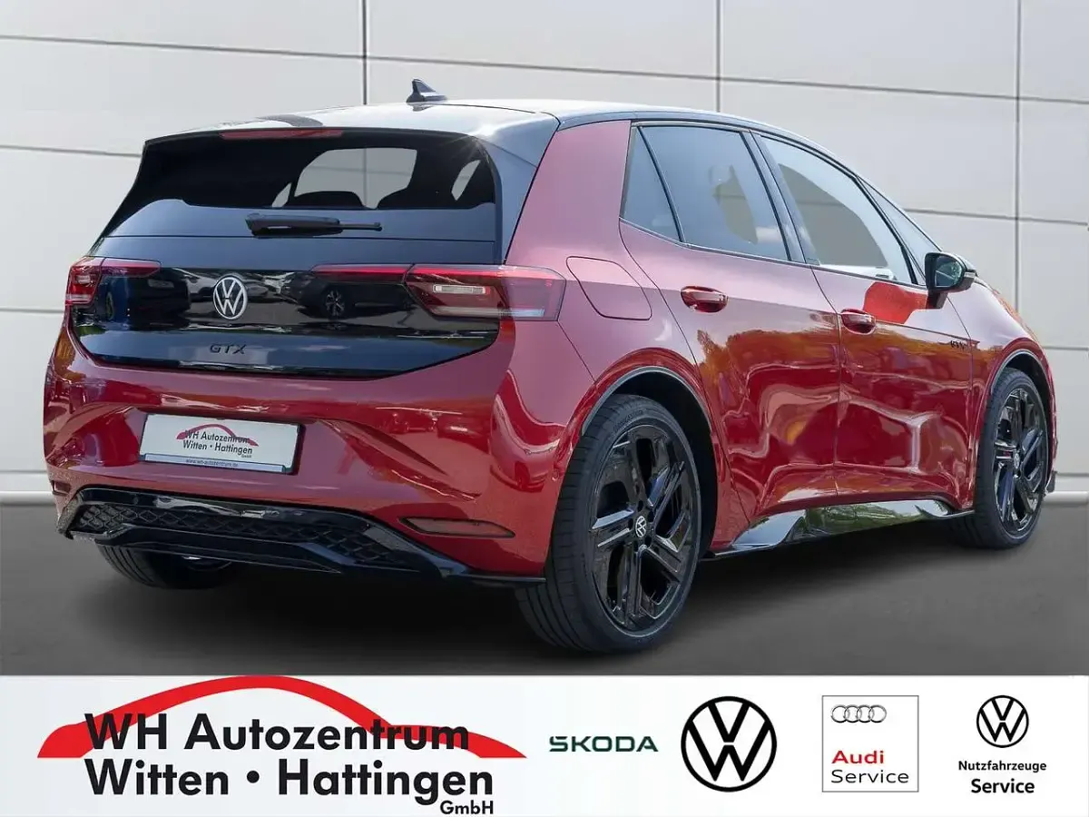 Gebraucht VW ID.3 GTX 239 kW (326 PS) 2025 Kings red metallic Kleinwagen