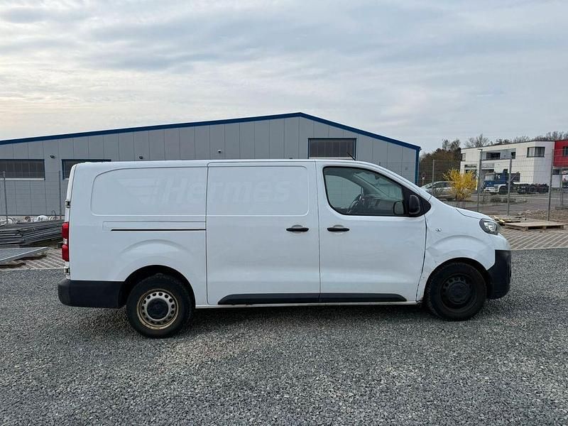 Gebraucht Peugeot Expert 144 PS (105 kW) 2023 Weiß Van