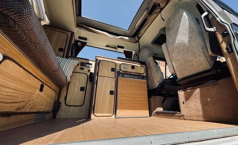 Gebraucht VW Caravelle 69 PS (50 kW) 1989 Braun Van