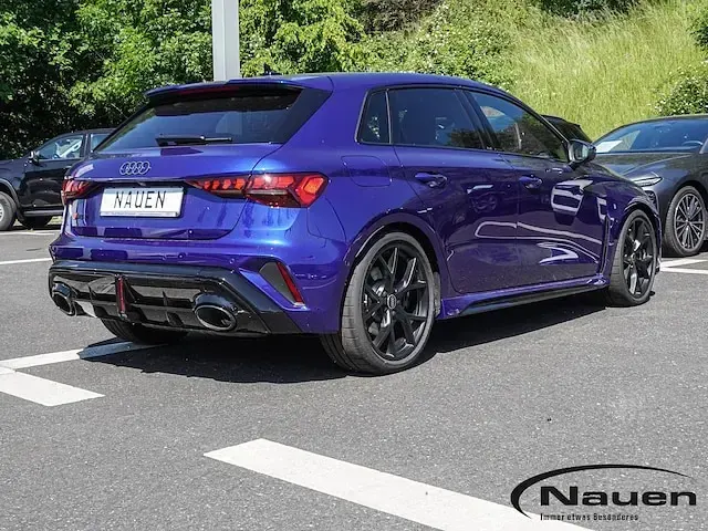 Gebraucht Audi RS3 Sportback Ambiente 400 PS (294 kW) 2026 Individuallackierungen audi exclusive Kleinwagen
