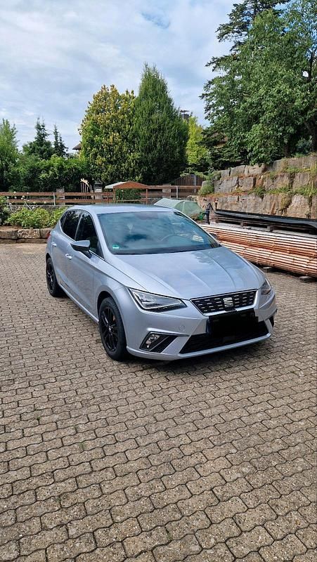 Grau Gebraucht 2019 Seat Ibiza XCELLENCE Kleinwagen | 12.990 € (Guter Preis) - Bild 1/4