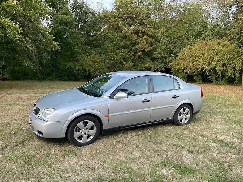 Silber Gebraucht 2002 Opel Vectra Limousine | 1.250 € (Superpreis) - Bild 1/4