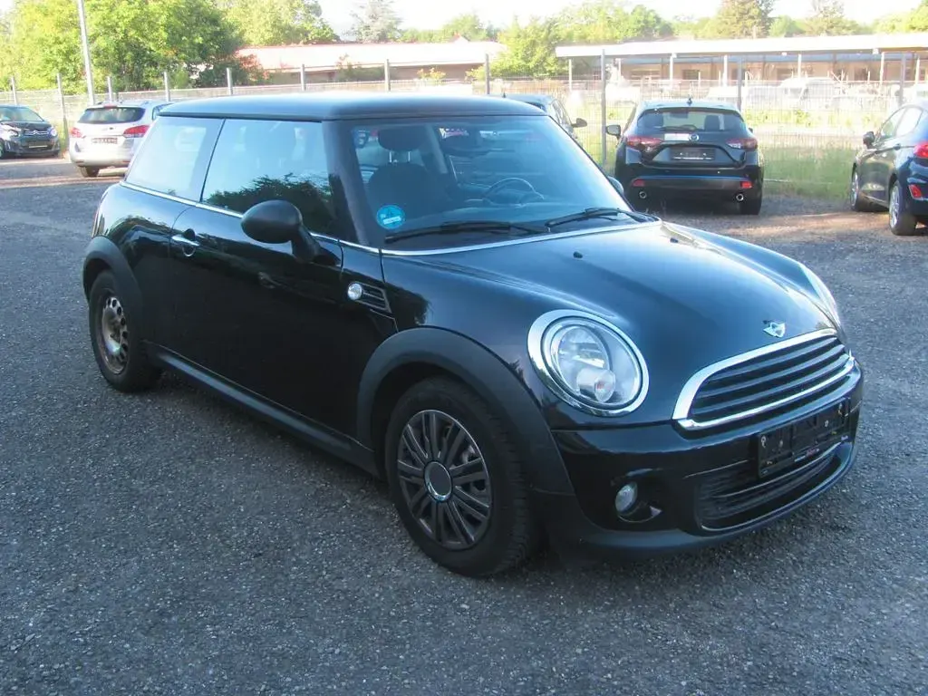 Gebraucht Mini ONE 98 PS (72 kW) 2012 Schwarz Kleinwagen
