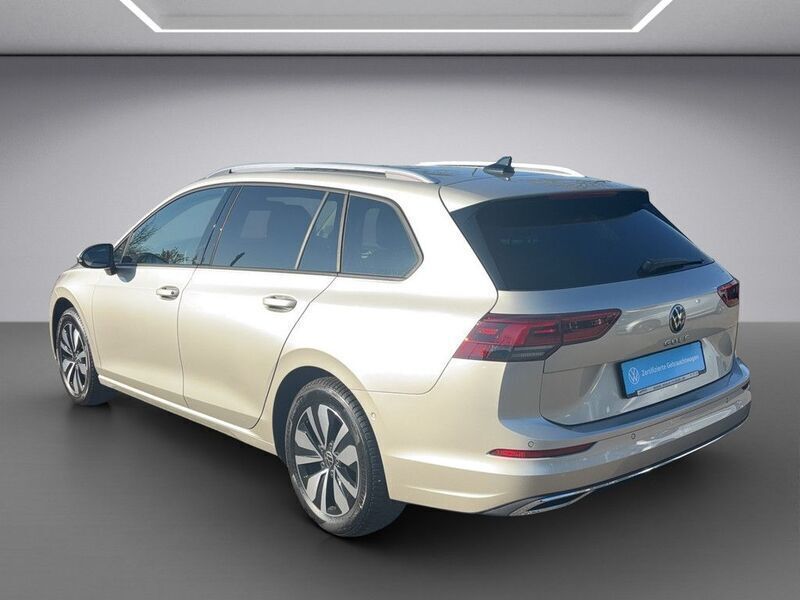 Gebraucht VW Golf VIII Move 131 PS (96 kW) 2023 Silber Kombi