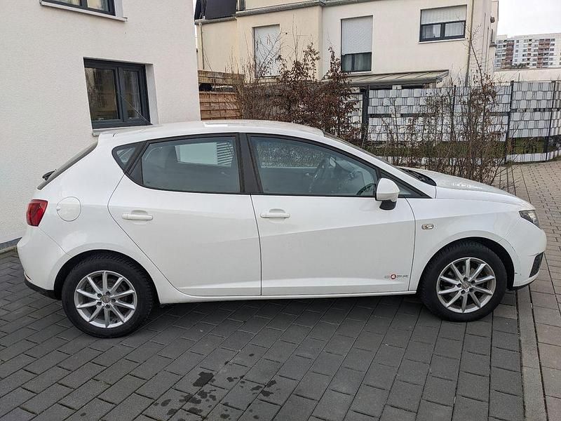 Gebraucht Seat Ibiza Copa 69 PS (50 kW) 2012 Weiß Limousine