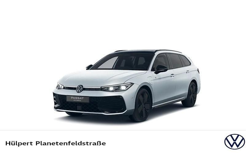 Gebraucht VW Passat R-line 272 PS (200 kW) 2025 Oyster silver metallic Kombi