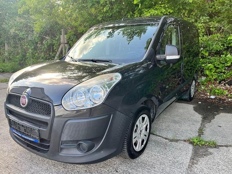 Gebraucht 2014 Fiat Doblò Basis Van / Kleinbus | 4.999 € (Fairer Preis) - Bild 1/4