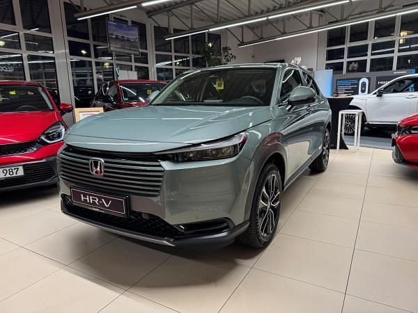 Neu Honda HR-V Elegance 131 PS (96 kW) 2025 Grün (sage green pearl) SUV
