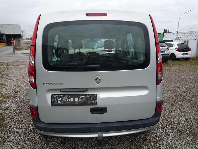 Gebraucht Renault Kangoo Privilege 106 PS (77 kW) 2008 Space grau Van / Kleinbus
